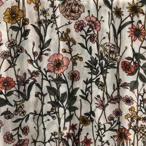 LOFT Outlet open scarf 27x70 white floral print